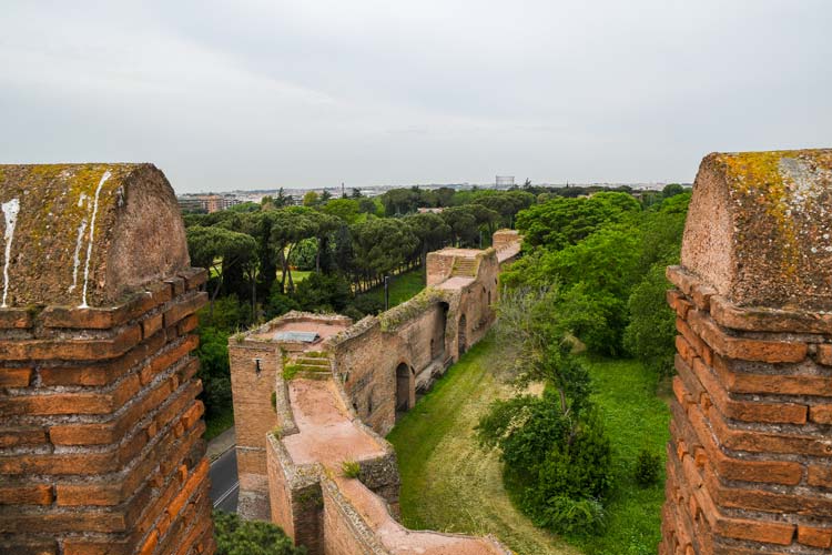 Muro de Aureliano, Antigua Roma
