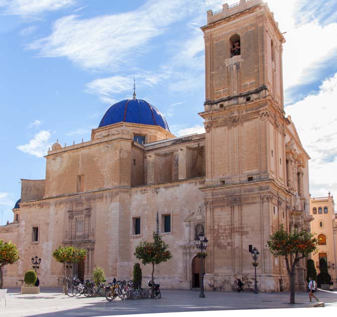Basílica Santa María Elche, por José Díaz